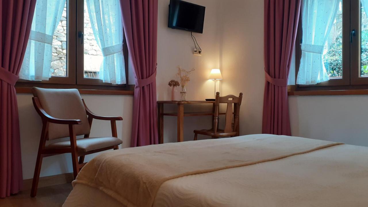 Apartamentos El Haya Cosgaya Eksteriør billede
